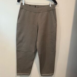 Lululemon Casual Tan Pants size M